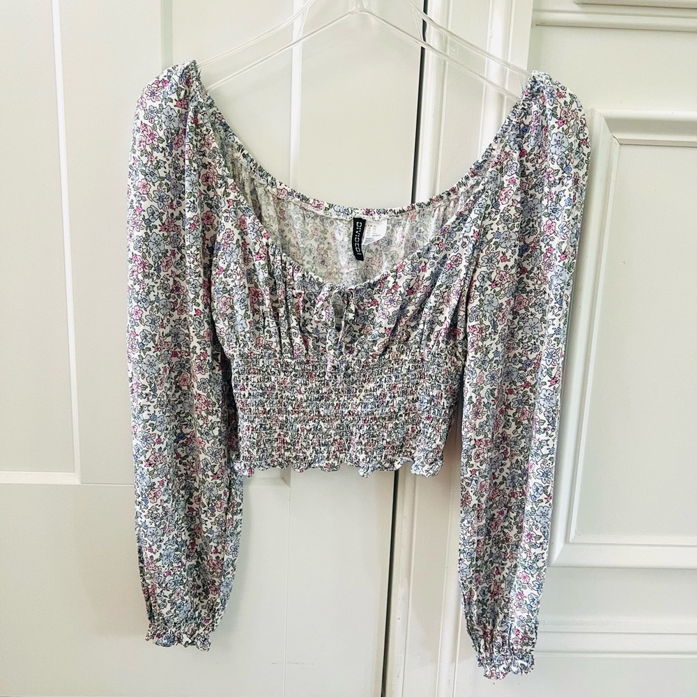 H&M floral Puff Sleeve cropped Smocked Blouse size XS Cottagecore